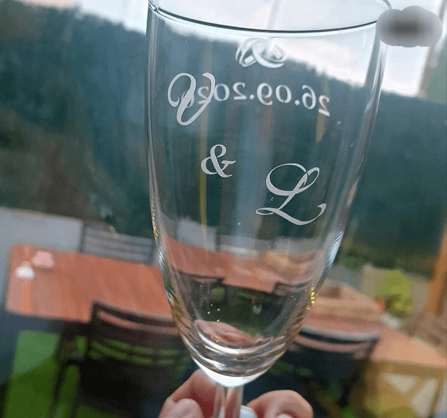 Flûte champagne gravée
