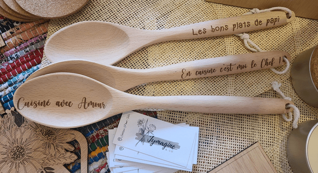 Cuillère en bois 